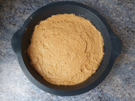 Noix de cajou et basilic dans le mixer