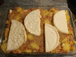 Noix de cajou et basilic dans le mixer